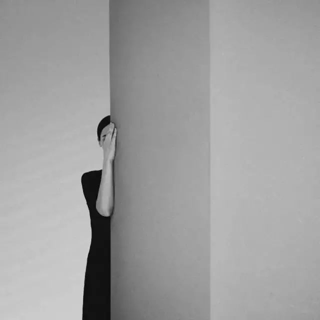艺术资讯 | Noell S. Oszvald的迷思和解读