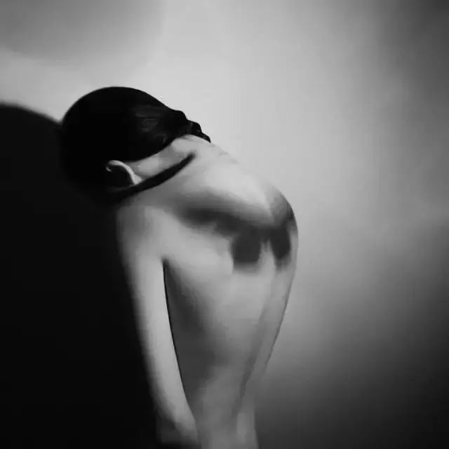 艺术资讯 | Noell S. Oszvald的迷思和解读