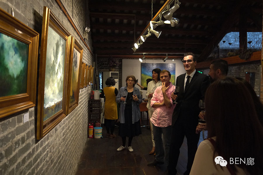 法国驻广州总领事伉俪亲临现场，《守望·远征》帕斯卡 & 陈本 作品巡展开幕酒会圆满成功！
